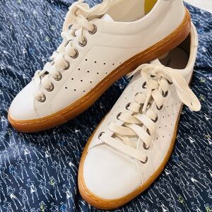 Treasure & Bond "Molo" Perforated Sneakers size 7